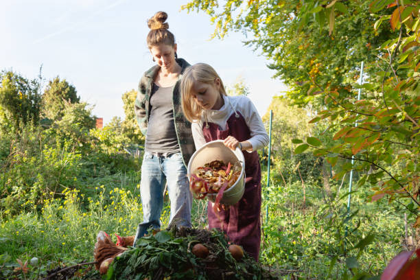 The Benefits of Composting: Turning Food Waste into Nutrient-Rich Soil