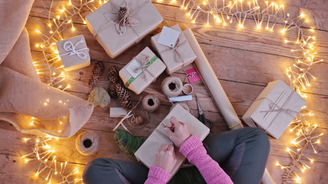 The Art of Eco-Friendly Gift-Giving: Sustainable Presents for Every Occasion